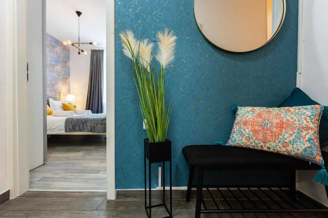 Oasis Luxury Apartment With Terrarce And Jacuzzi Split Hırvatistan