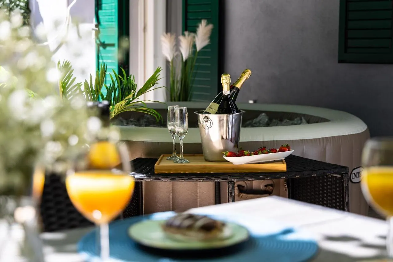 Oasis Luxury Apartment With Terrarce And Jacuzzi Split Croatia