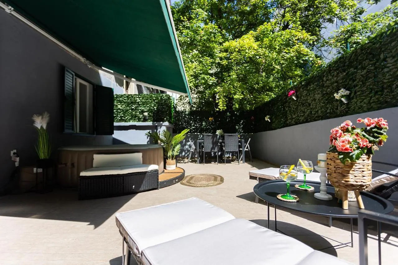 Oasis Luxury Apartment With Terrarce And Jacuzzi Split