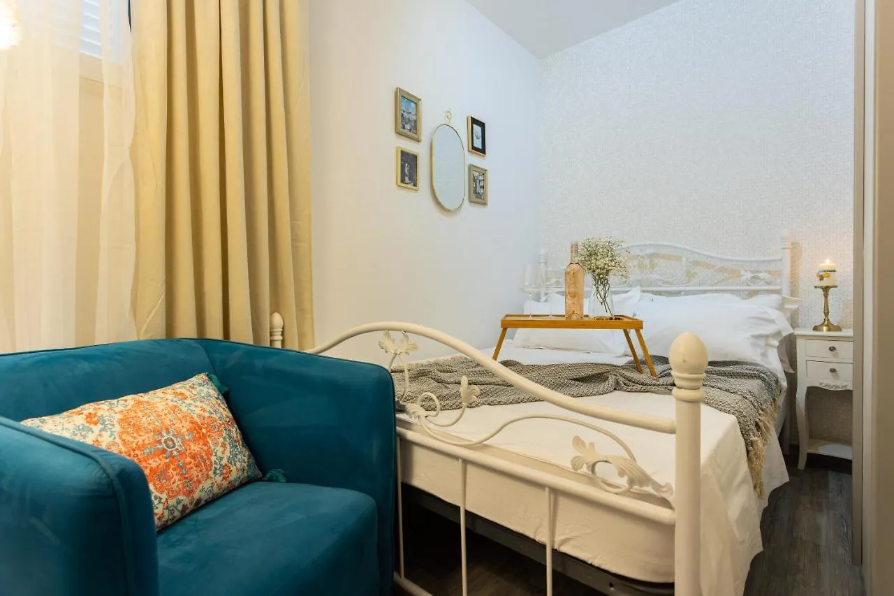 Oasis Luxury Apartment With Terrarce And Jacuzzi Split