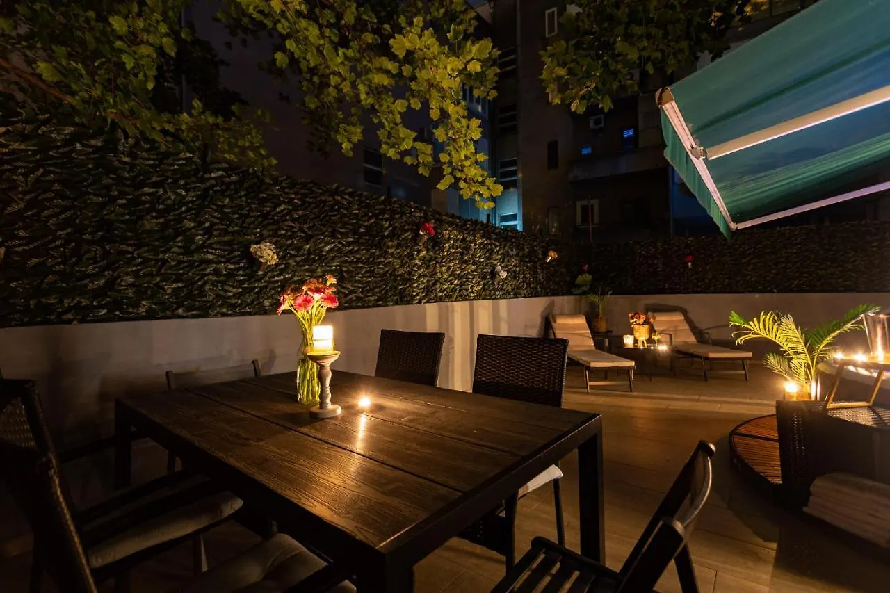 Oasis Luxury Apartment With Terrarce And Jacuzzi Split